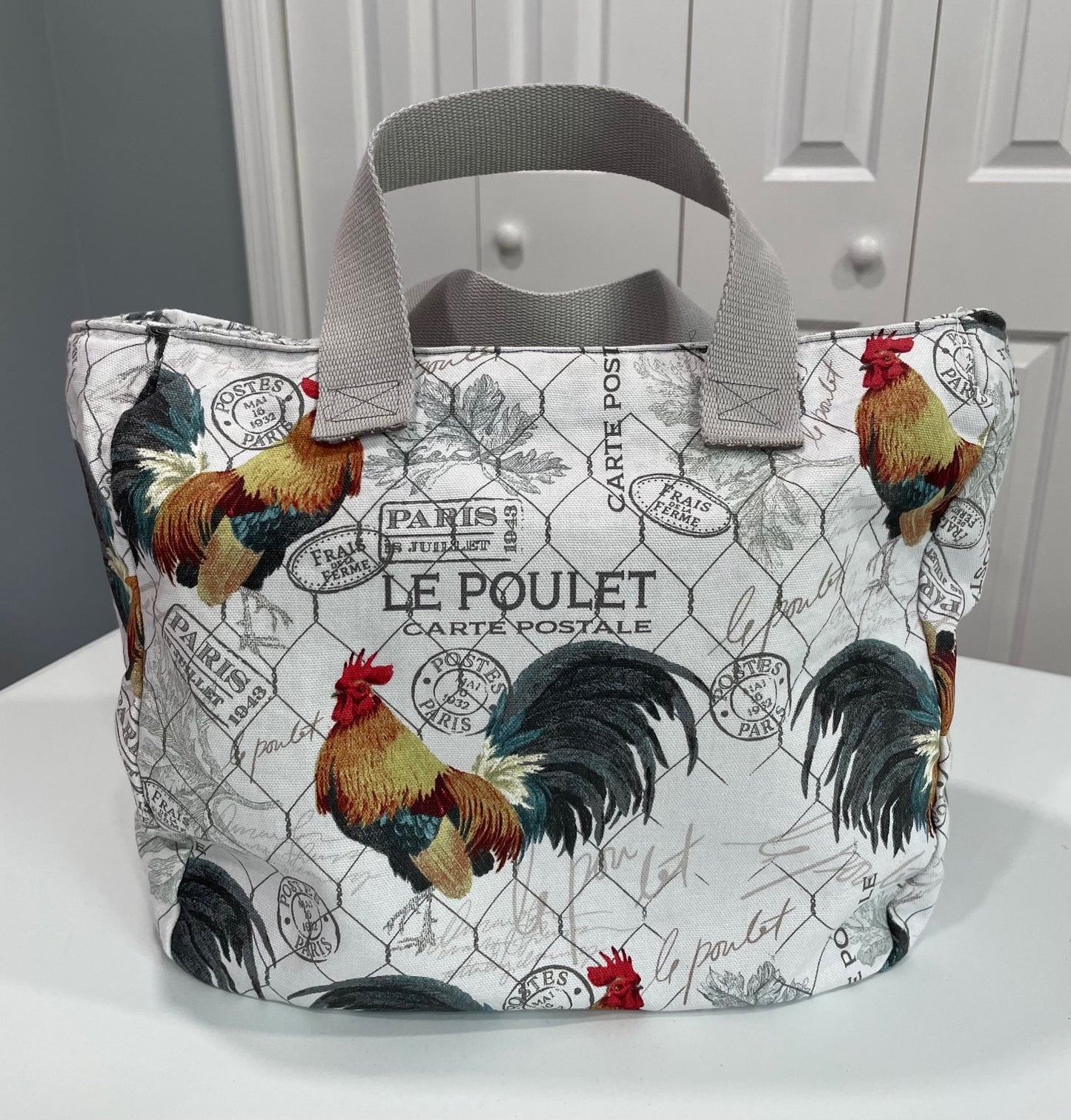 French-themed print tote bag with zipper