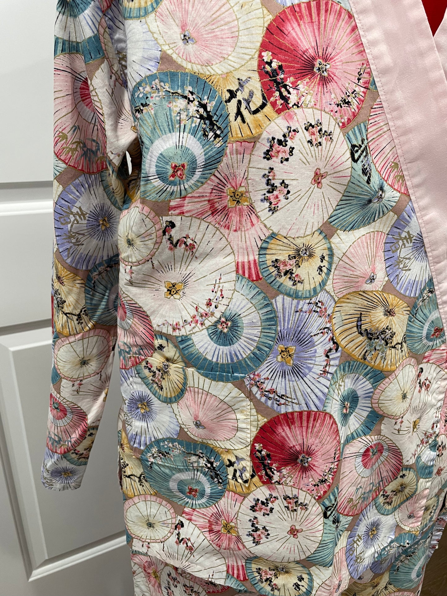 Pink umbrella print Asian style women's pajamas