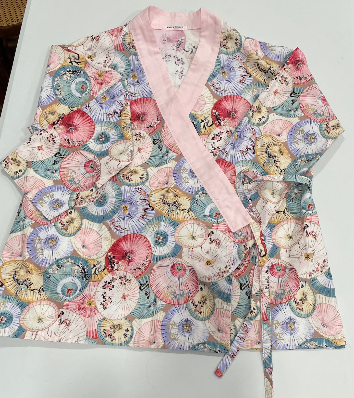 Pink umbrella print Asian style women's pajamas